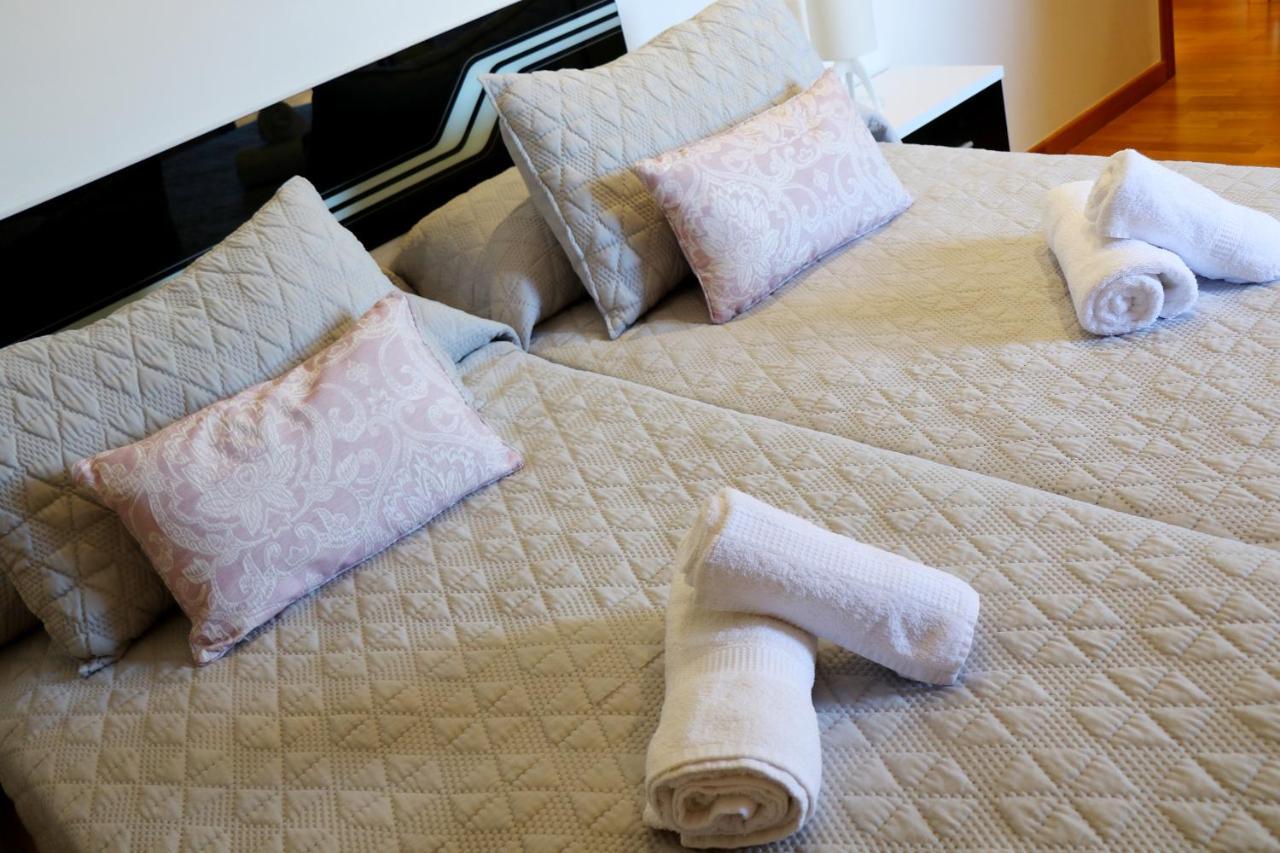 Apartamento Ático Credencial Sarria Esterno foto